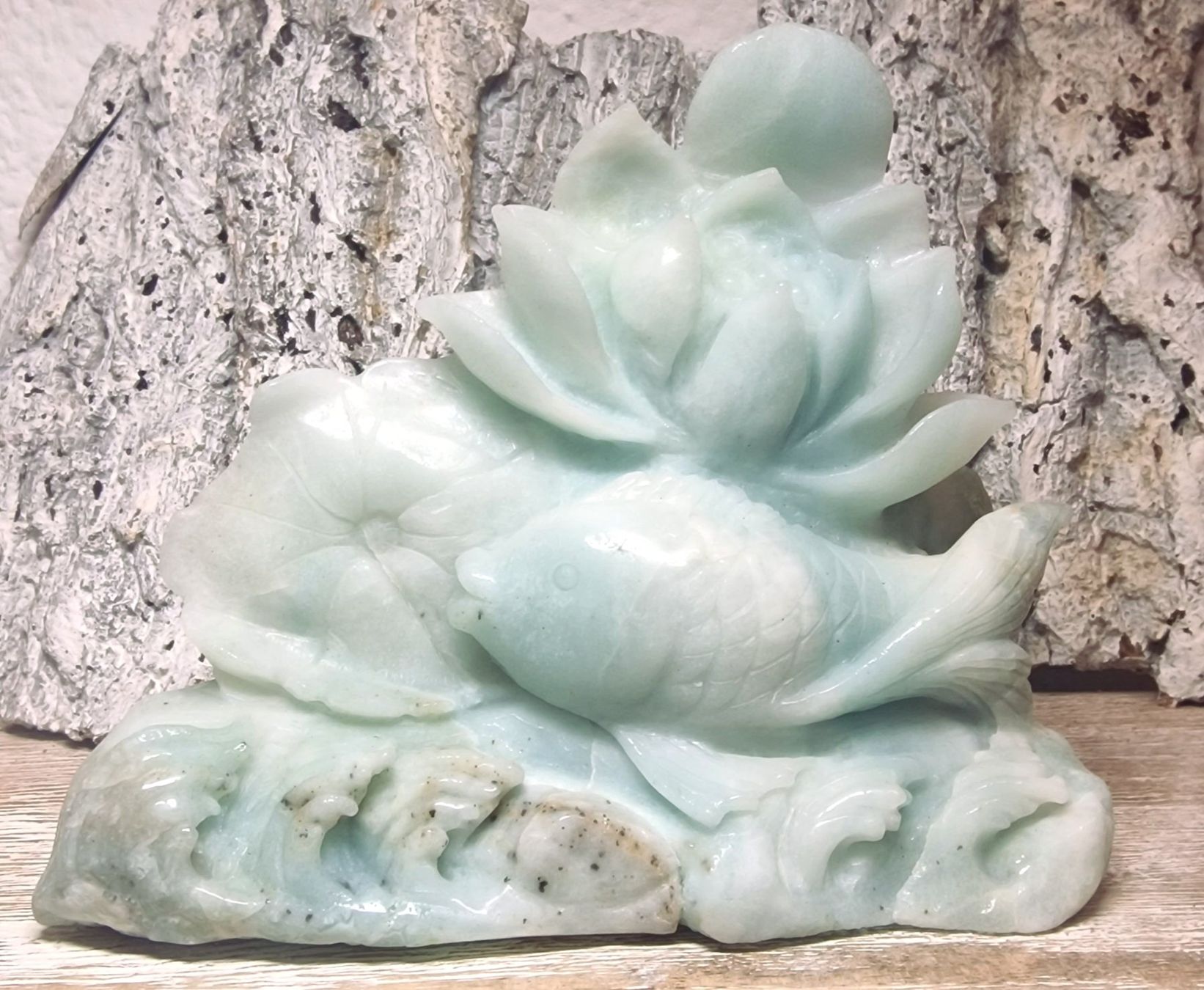 Mineralien & Heilsteine: Aktion!Wunderschöne blaue Amazonit Koi Skulptur 920g – Neu (gemäss Beschreibung) aus Matzingen von Shay_Crystalz