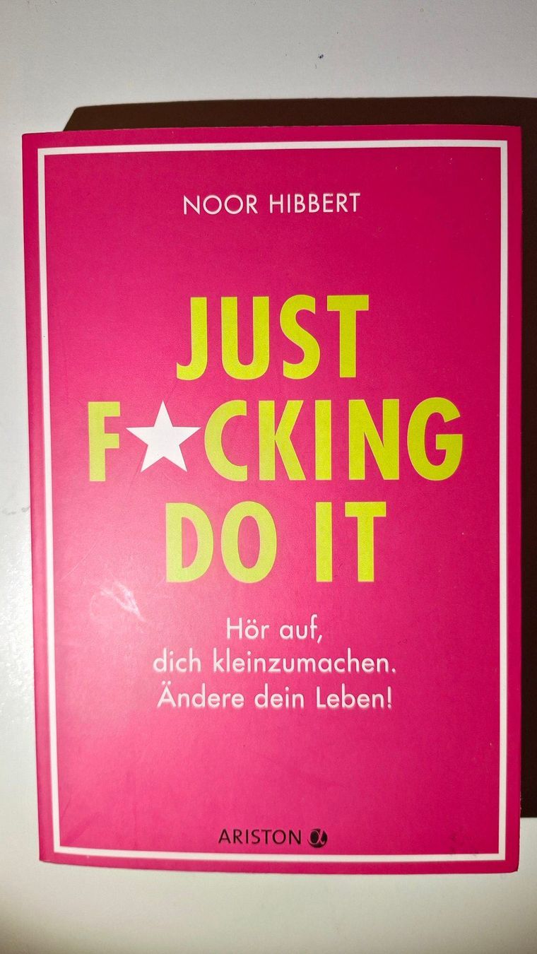 Libri: Noor Hibbert: Just Fucking Do It! – Usato da Dietikon venduto da Buchantiqdietikon