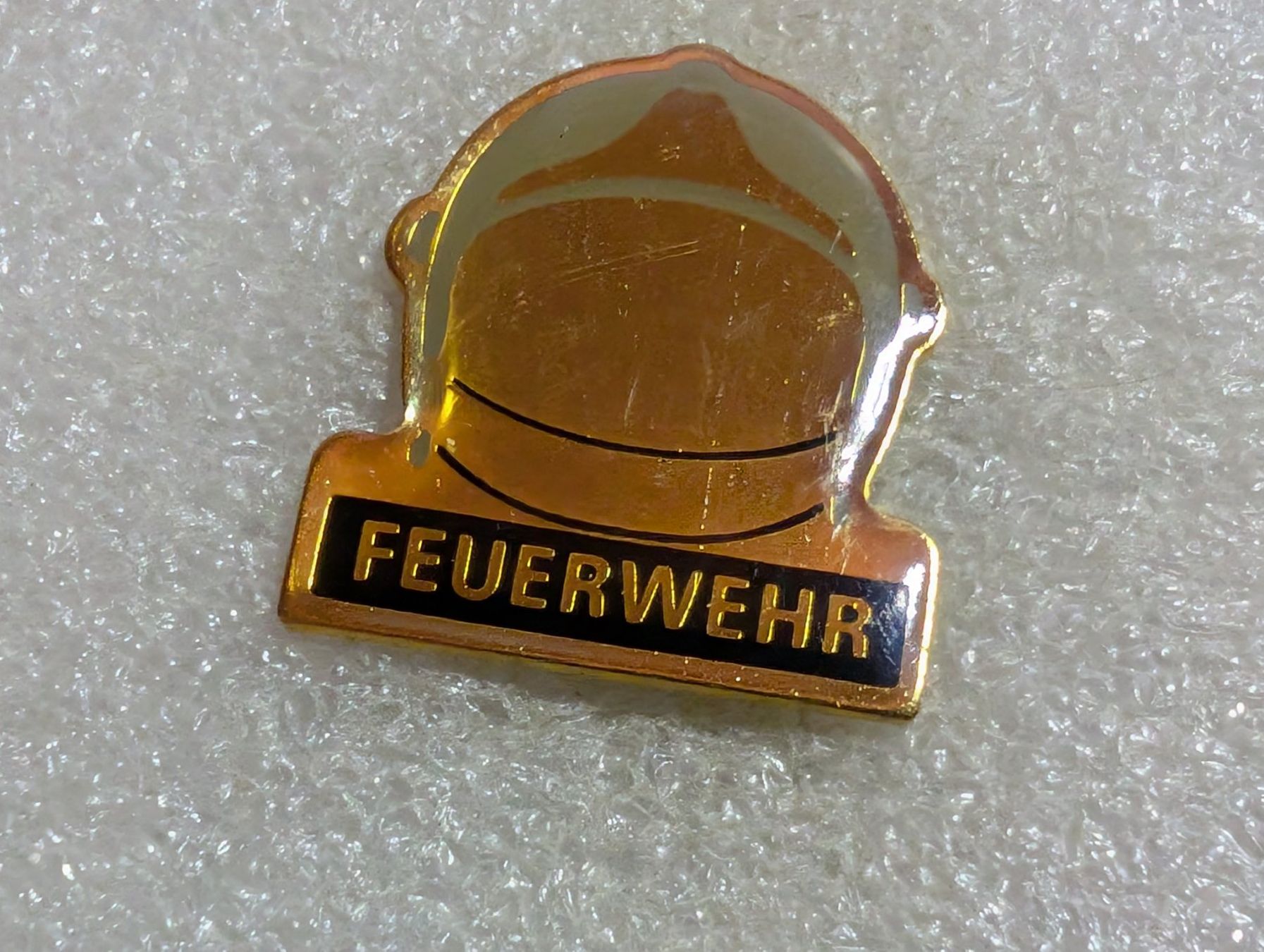 Placchette & Badge: Ansteckpin 203: Feuerwehr – Usato da Oppligen venduto da Pin-Fall-Shop