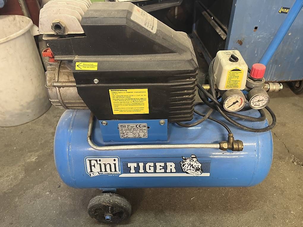 Compressori: Luftkompressor 8 Bar 24 Liter – Usato da Erlinsbach venduto da redy77 1