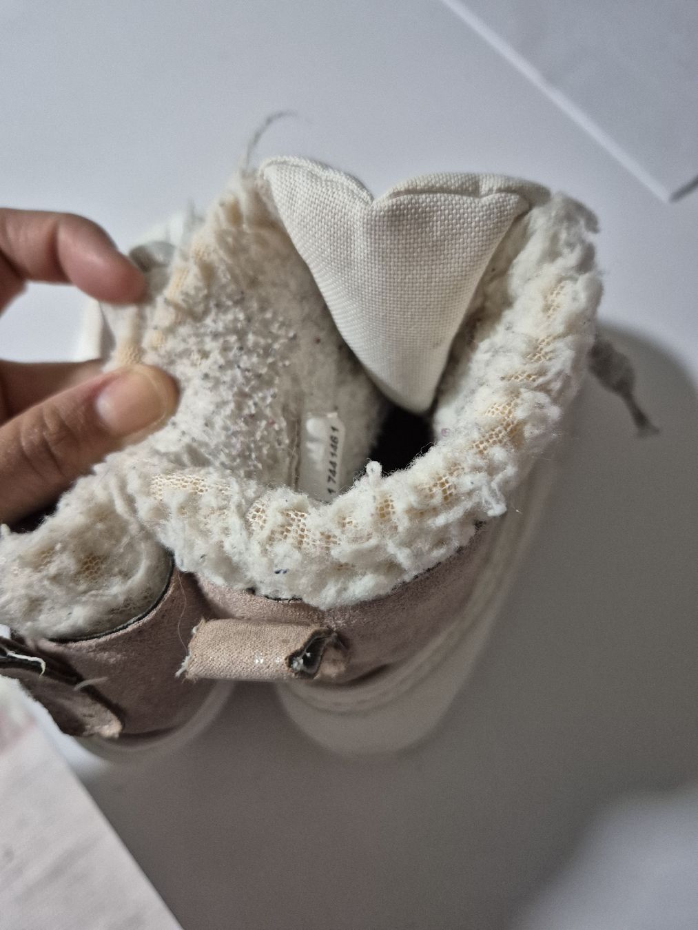 Schuhe für Mädchen: Winterstiefel 26/27 ab 1.- – Gebraucht aus Wynigen von La_Talpa 4