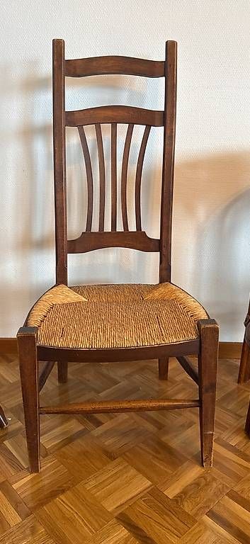 Sedie: Chaise de nourrice – Usato da Plan-les-Ouates venduto da val_c6z7