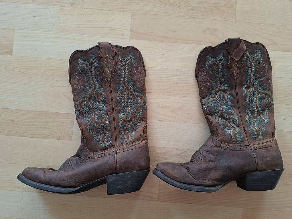 Damenschuhe: Western Boots – Gebraucht aus Immensee von Meiersi