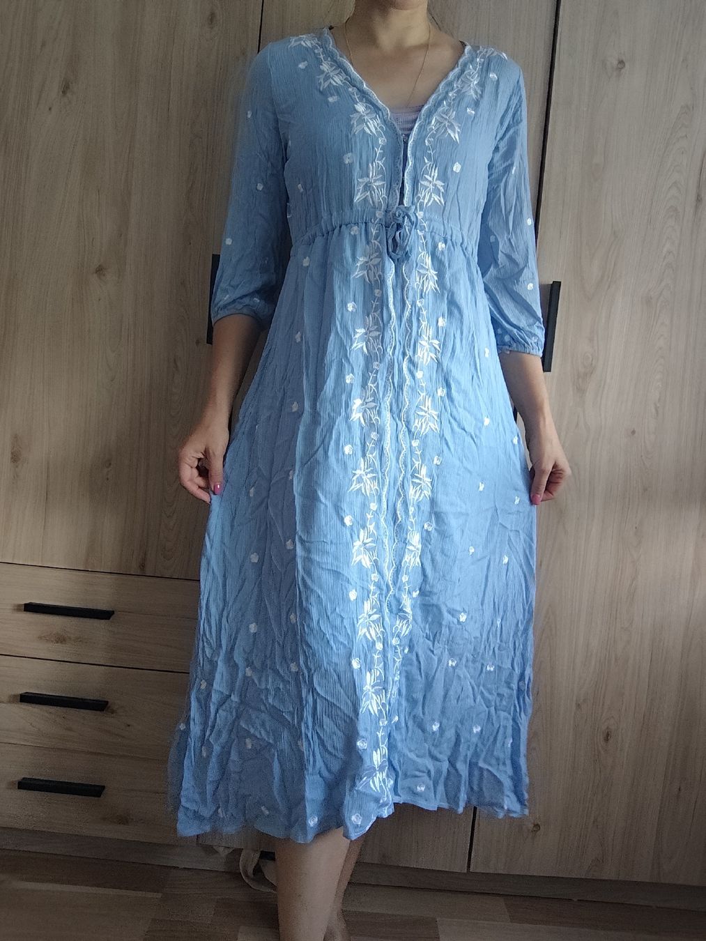 Robes: Light Blue Embroidered Dress Size S – D'occasion à Mägenwil par VintageGirly 1