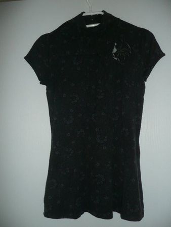 Schönes neuwertiges Shirt von Street One mit Blumenmuster