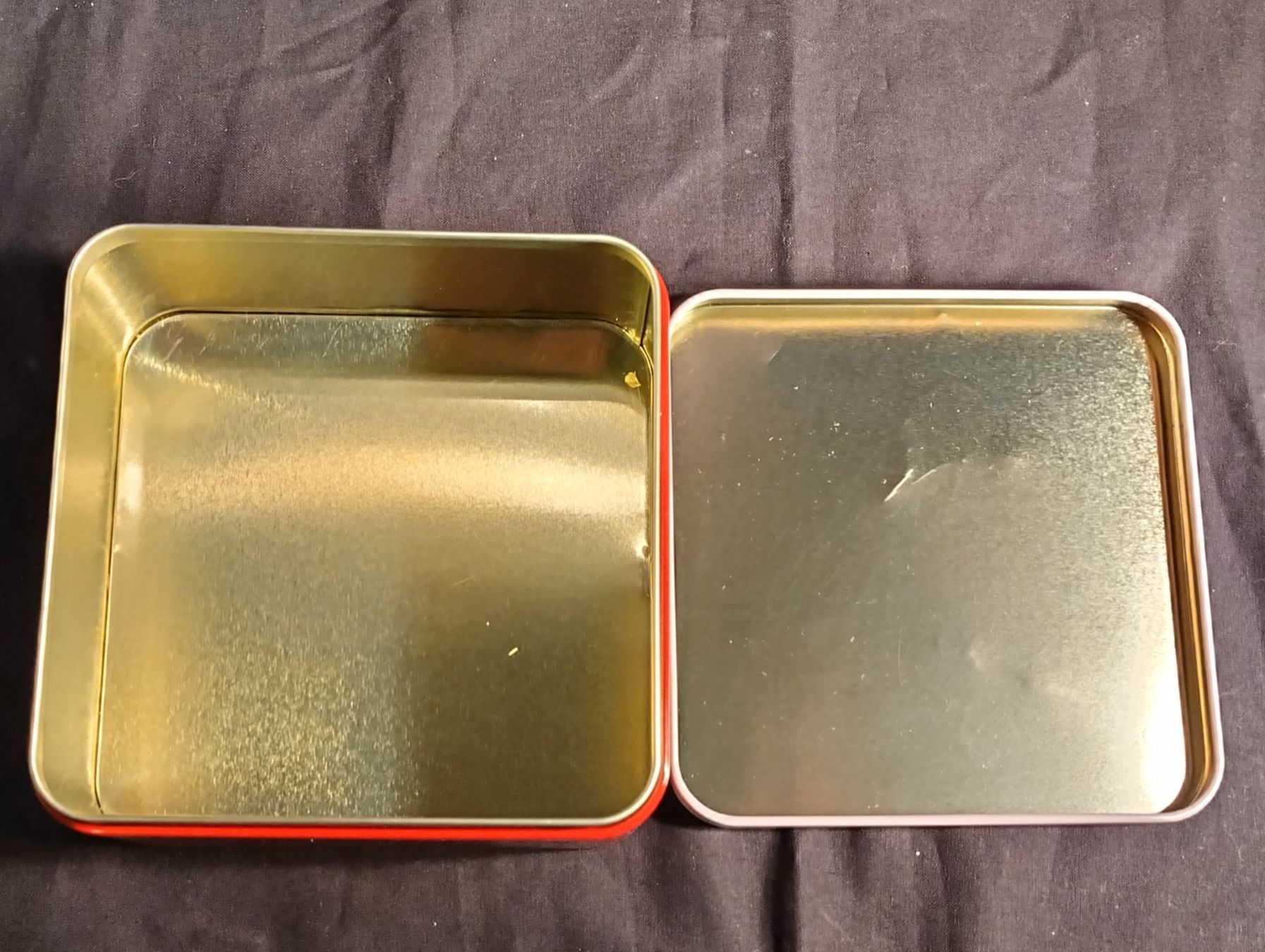 Sonstige Dekorationen & Accessoires: Blechbüchse mit 5 Wichteln – Gebraucht aus Bellach von JingleCherry 3