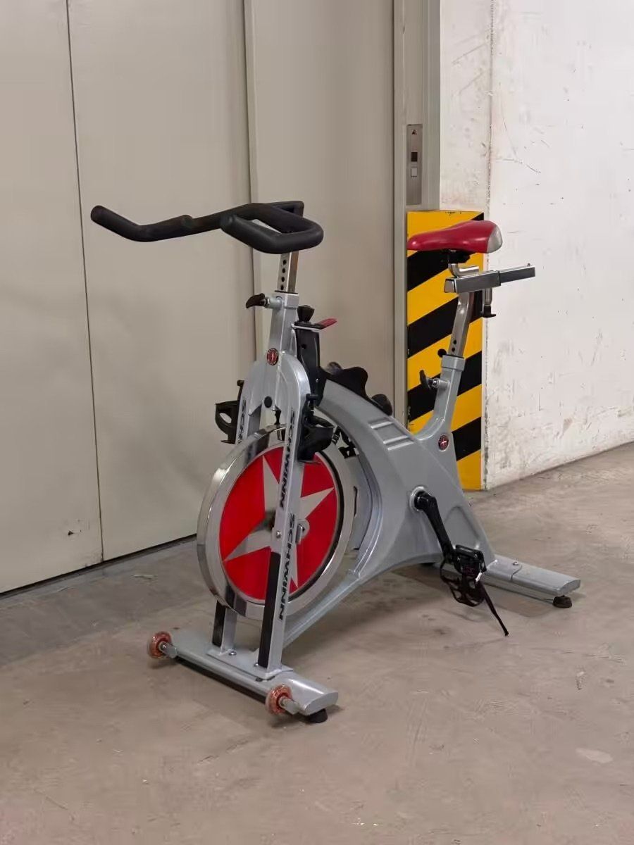 Schwinn Hometrainer: Occasion Schwinn Spinning Bike Evolution – Usato da Liestal venduto da FitCom 1