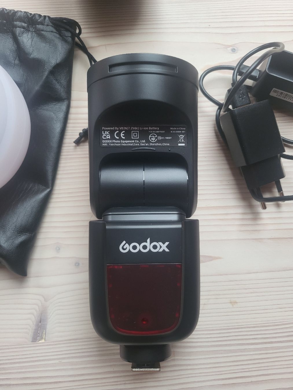Godox Blitze: Godox V1 Canon mit Godox AK-R22 Diffusorkugel – Neu (gemäss Beschreibung) aus Madiswil von Brigitte550 2