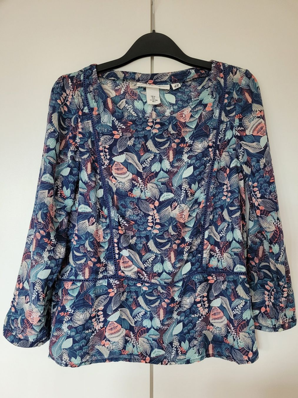 H&M Top: Blouse fleurie – Usato da Villars-sur-Glâne venduto da ninisabri 2