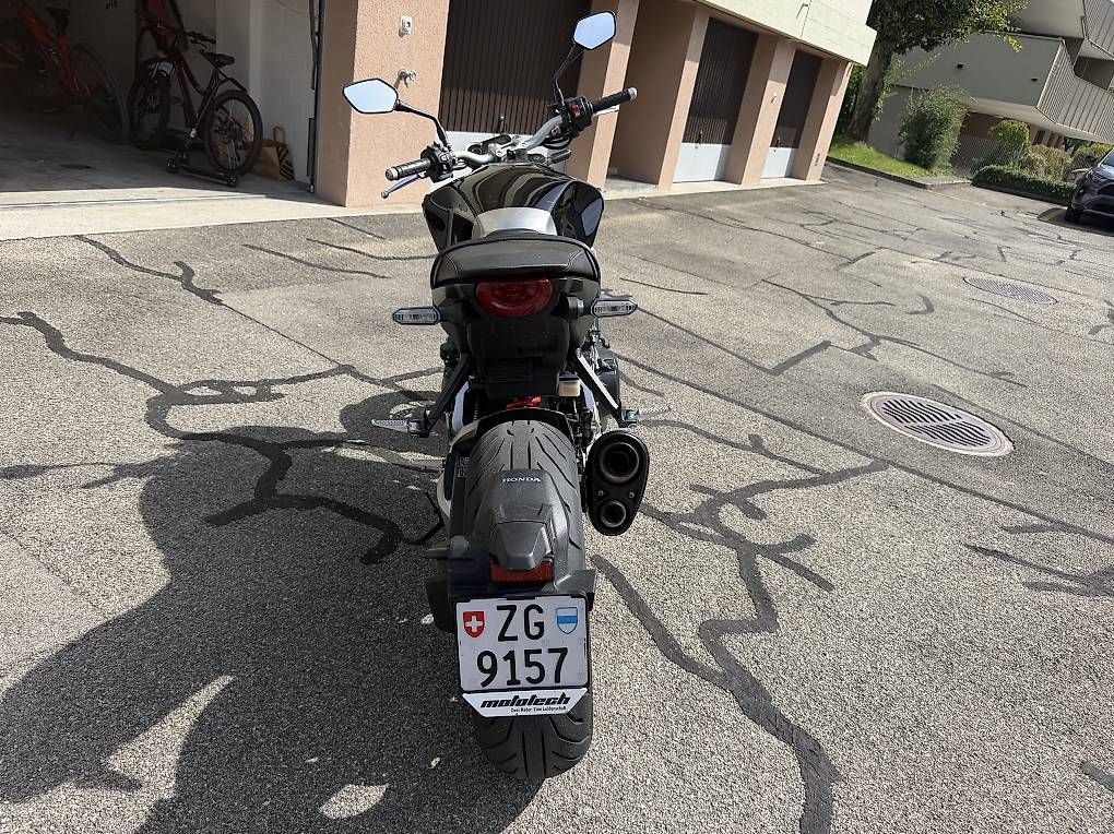 Strada: Honda CB 1000 R  – Usato da Luzern venduto da SwissMelon 2