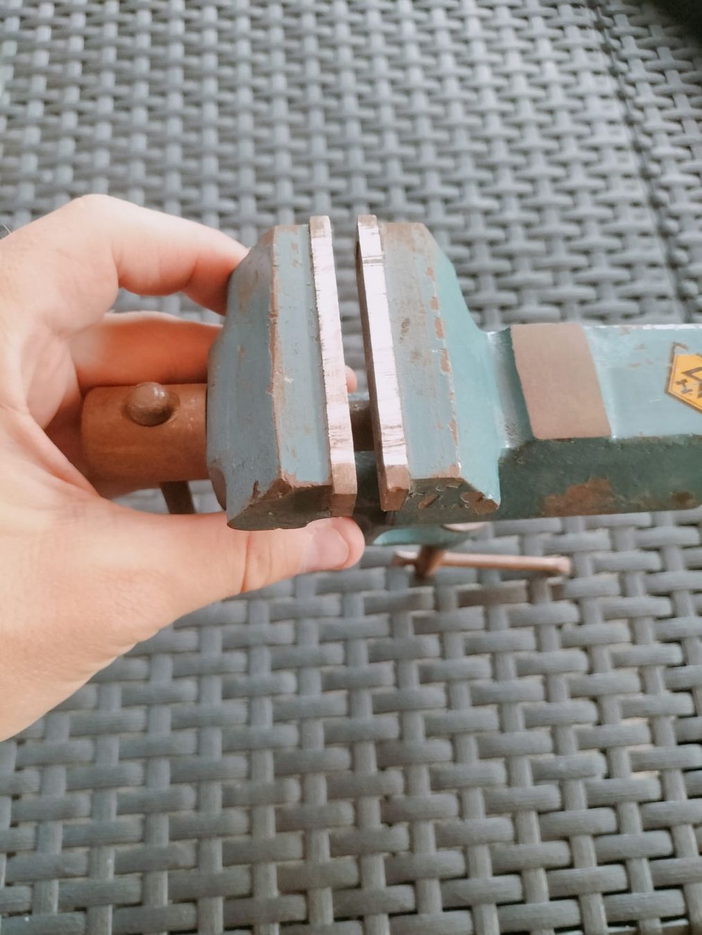 Alle Werkzeuge: Schraubstock – Gebraucht aus Langnau im Emmental von Ramona910 3