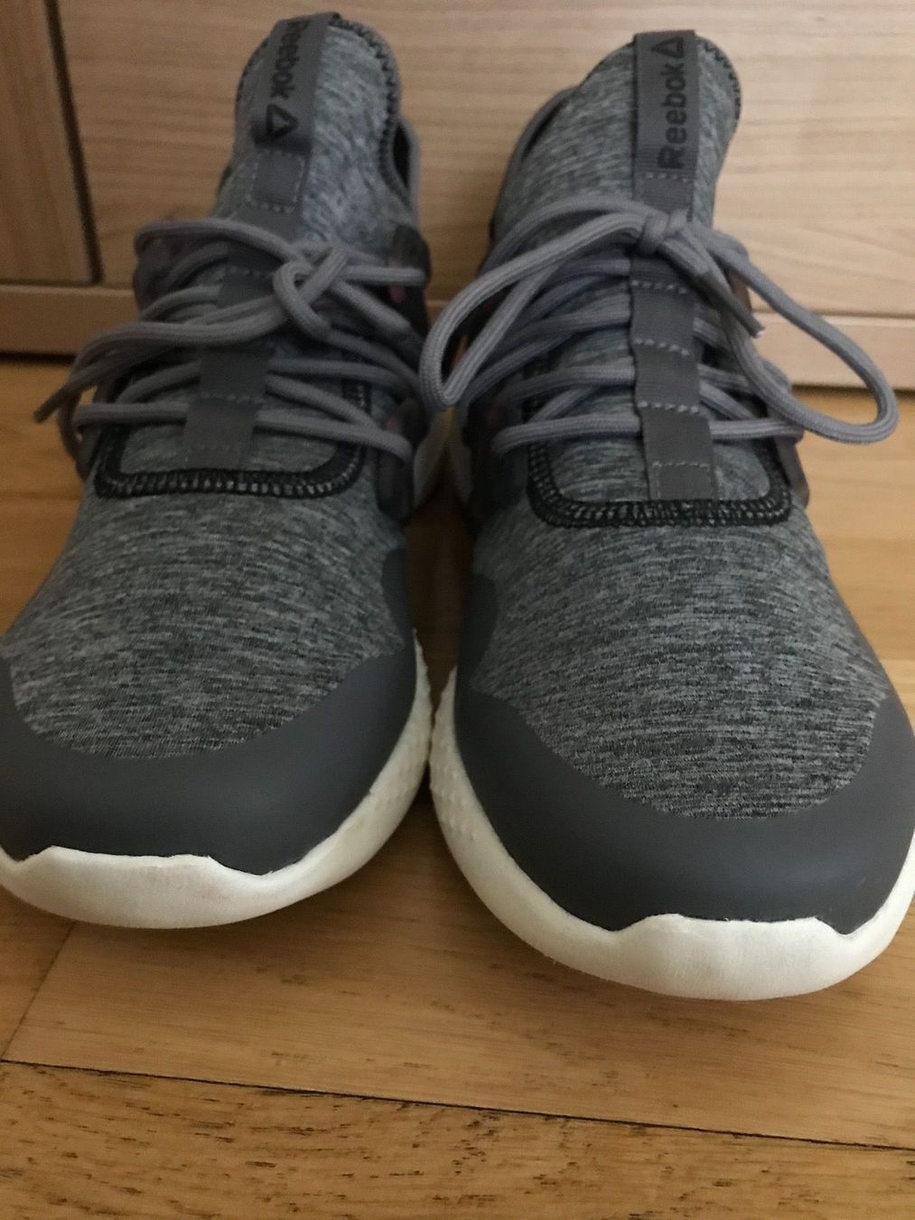 Reebok Scarpe da donna: NEU REEBOCK GR 39 – Nuovo e nell'imballaggio originale da Zürich venduto da schneeflocke303 5