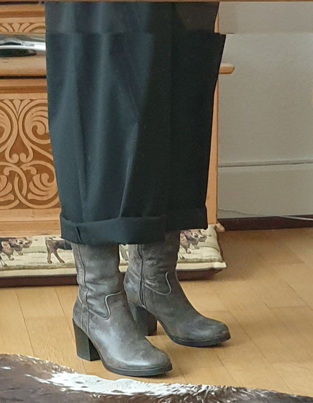 Scarpe da donna: Halbhohe Stiefeletten, Gr. 36 – Usato da Basel venduto da Luzora 3