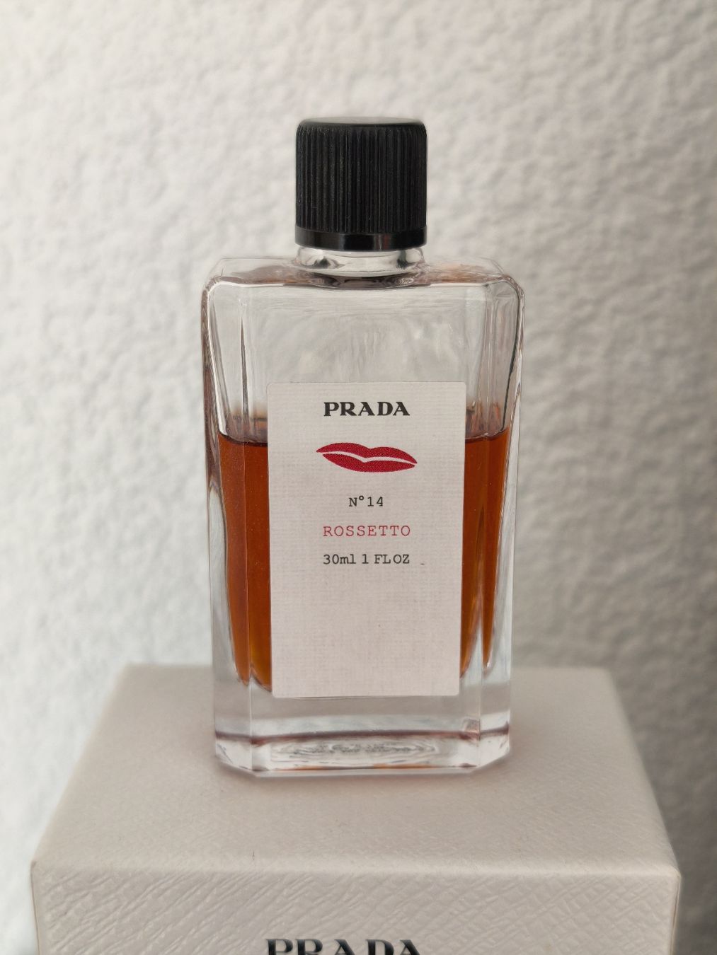 Prada Profumi & Eau de Toilette: Prada Parfum 30ml Rossetto N°14 – Usato da Untersiggenthal venduto da Griblo
