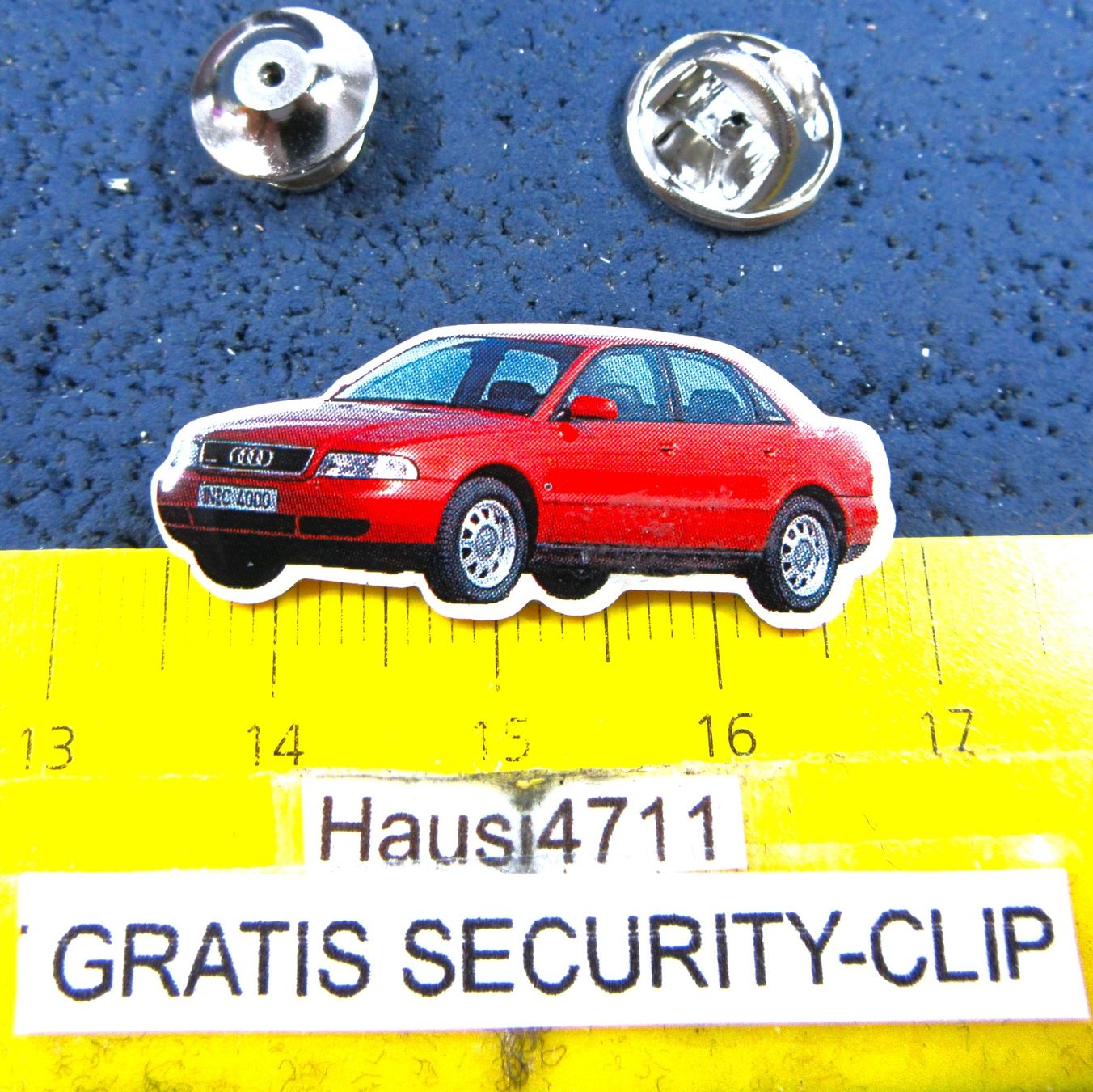 Audi Placchette & Badge: AUDI 80 CABRIOLET AUTO PIN GLASIERT mit SECURITY-CLIP – Usato da Ettingen venduto da Hausi4711