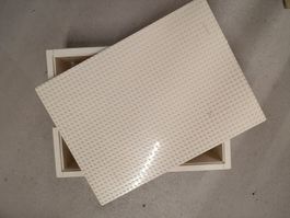 Box mit Lego Deckel 