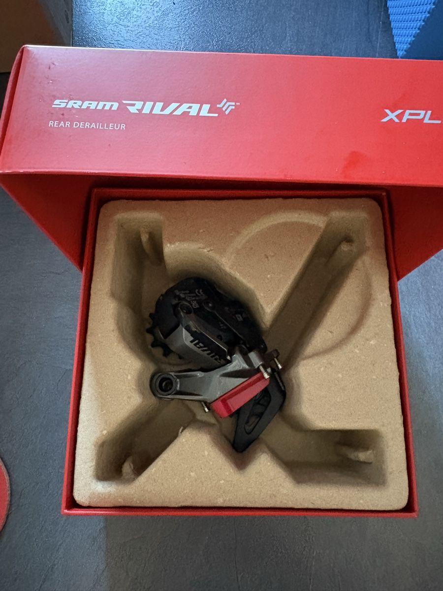 Sram Pezzi di ricambio: SRAM Rival eTap AXS Schaltwerk – Nuovo e nell'imballaggio originale da Stettlen venduto da Lumber_lee 4
