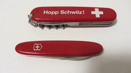 2 Victorinox Taschenmesser 1x Hopp Schwiiz 1x ohne Werbung