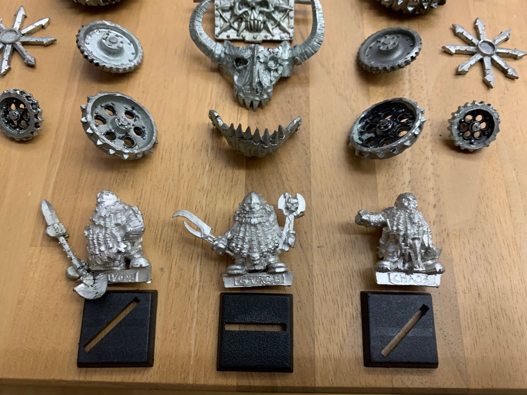 Statuette: Warhammer old world Chaos Todbringer – Usato da Winterthur venduto da Compiorg 2