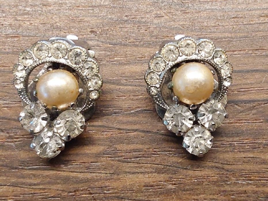 Orecchini pendenti & Orecchini a lobo: Ohrclips Modeschmuck – Usato da Köniz venduto da scopello12