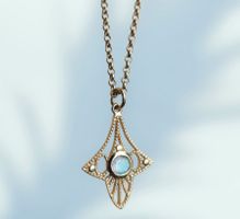 Halskette Gold mit Labradorit Stein