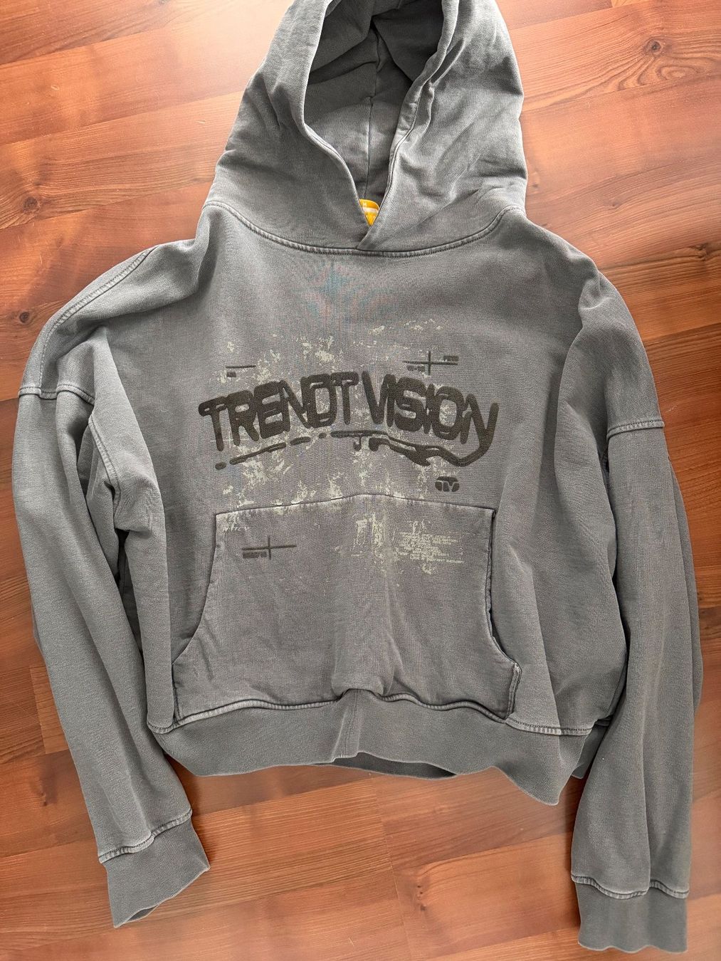 Trendt Vision Maglioni & Felpe: Trendt Vision Hoodie – Usato da Grabs venduto da Alvin13