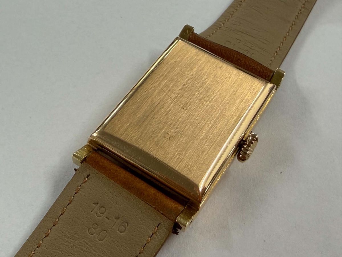Universal Genève Orologi: Universal Genève en or très rare – Usato da Glovelier venduto da Elsii44 6