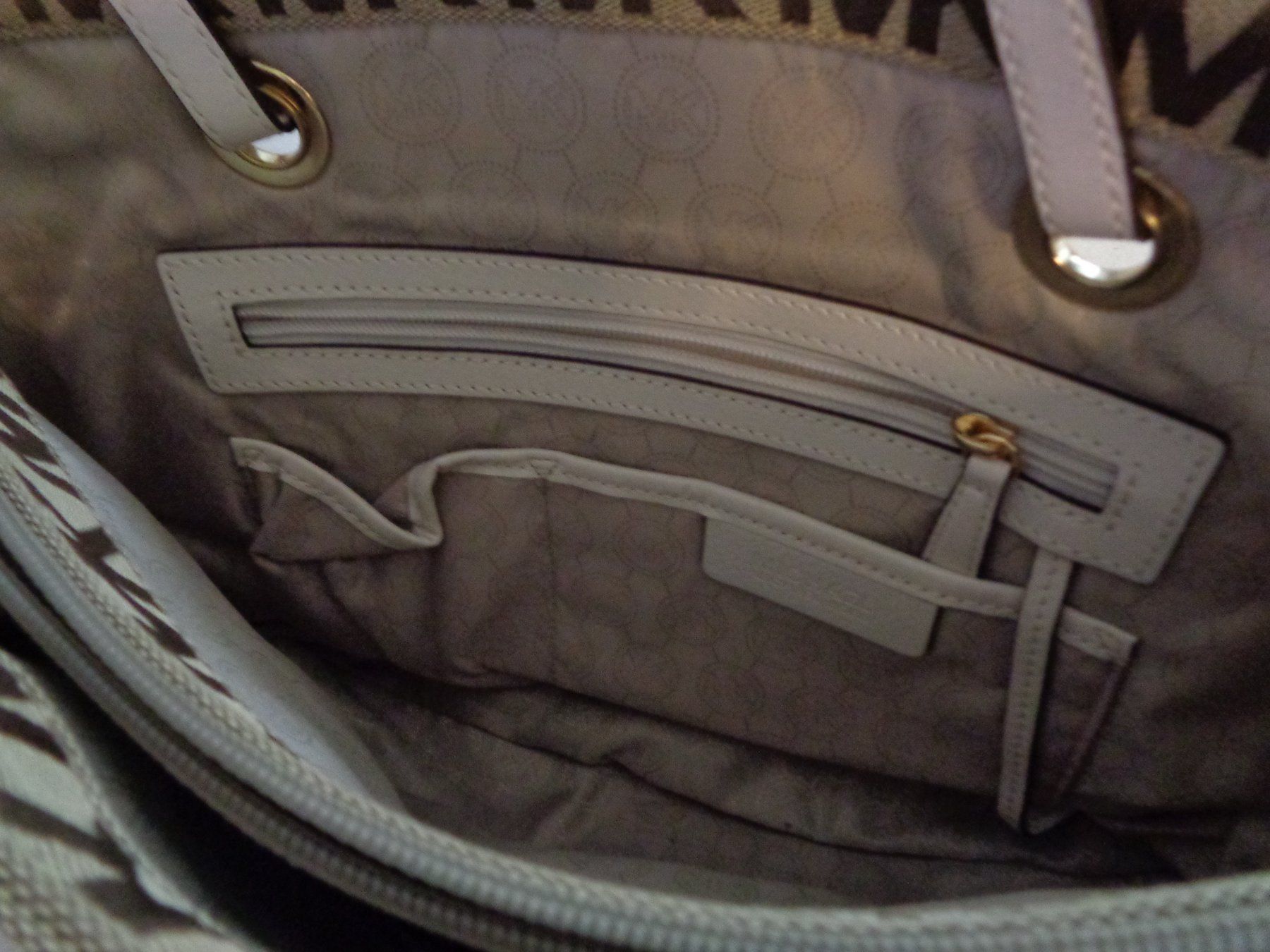 Michael Kors Borse da donna: MICHAEL KORS HANDTASCHE – Usato da Rotkreuz venduto da Samballi 2