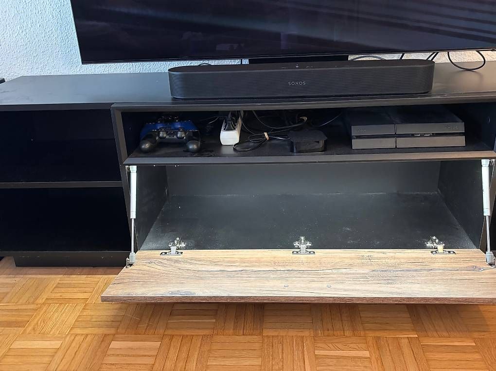 Meubles TV: Low Board / TV Board – D'occasion à Zürich par pat_6skg 1