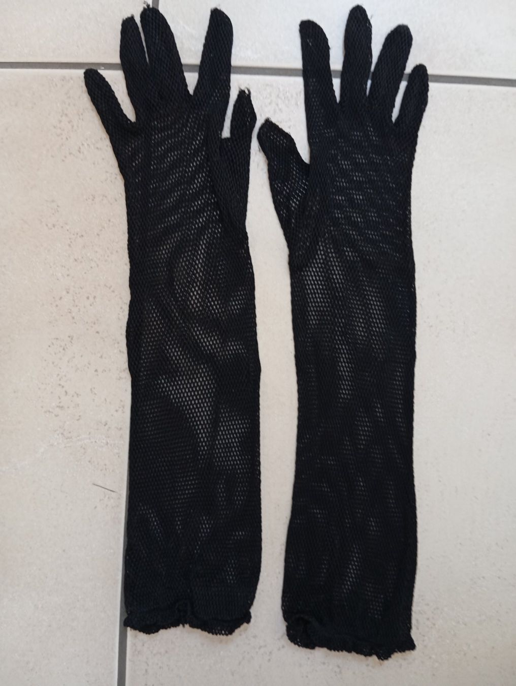 Guanti & manicotti: 6 Paar Damenhandschuhe Vintage – Usato da Oberägeri venduto da baerghuus 8