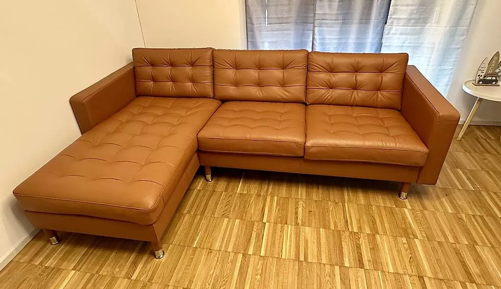 Ikea Divani: Ledersofa – Usato da St.Gallen venduto da _Cherry_Brandy_ 1