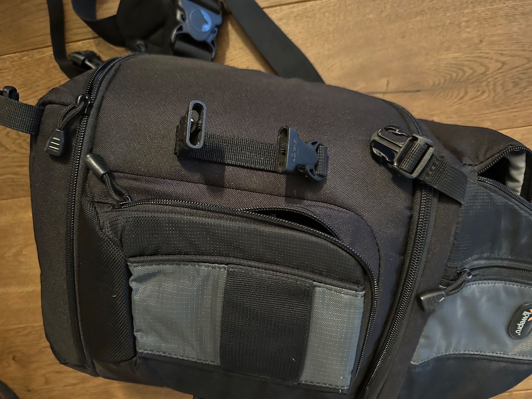 Lowepro Zaini: Lowepro Fotorucksack – Usato da Mauren venduto da SB1606 8