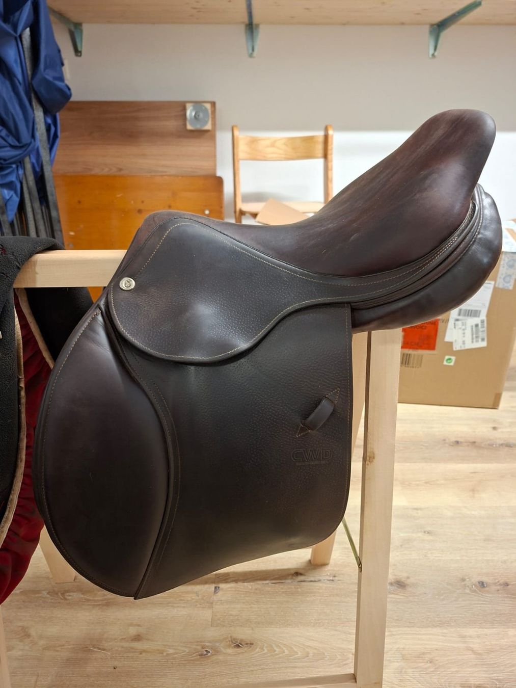 Sattel & Sattelzubehör: CWD Springsattel – Gebraucht aus Aarberg von pointball 3