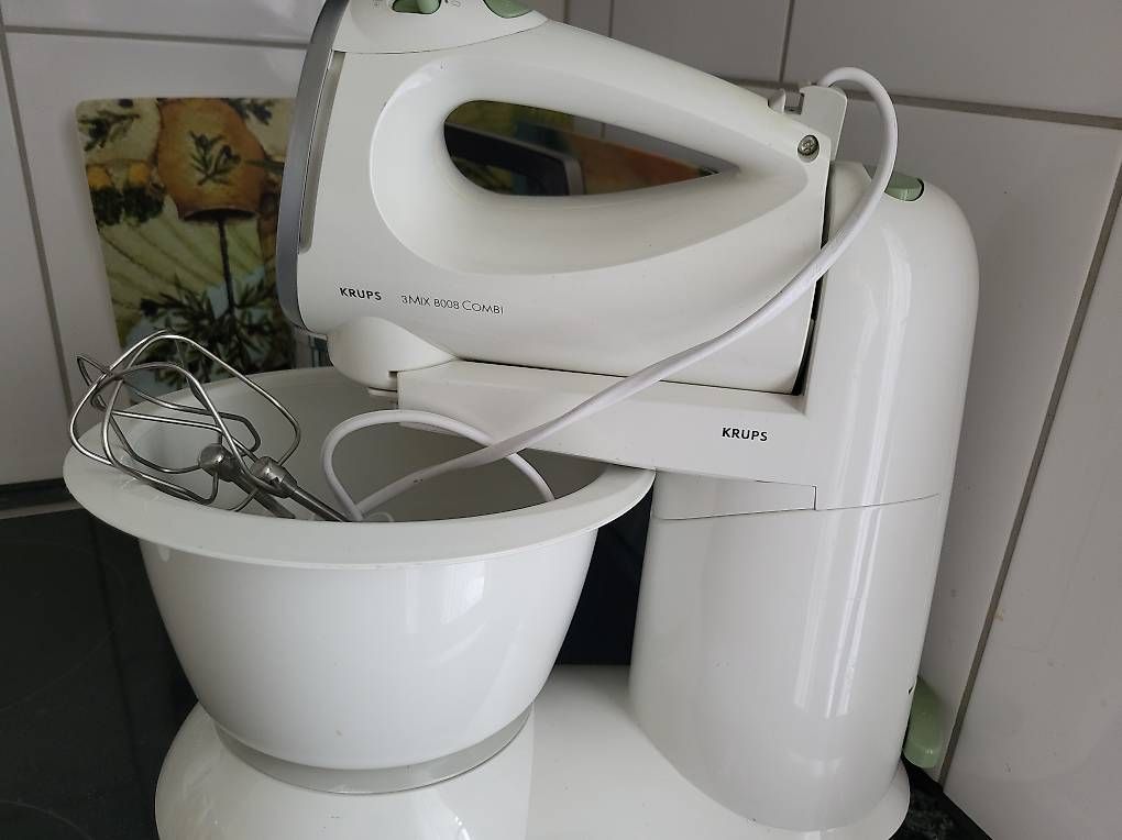 Elettrodomestici da cucina: Vielseitige Küchenmaschine NEU – Usato da Kriens venduto da Aschada 1