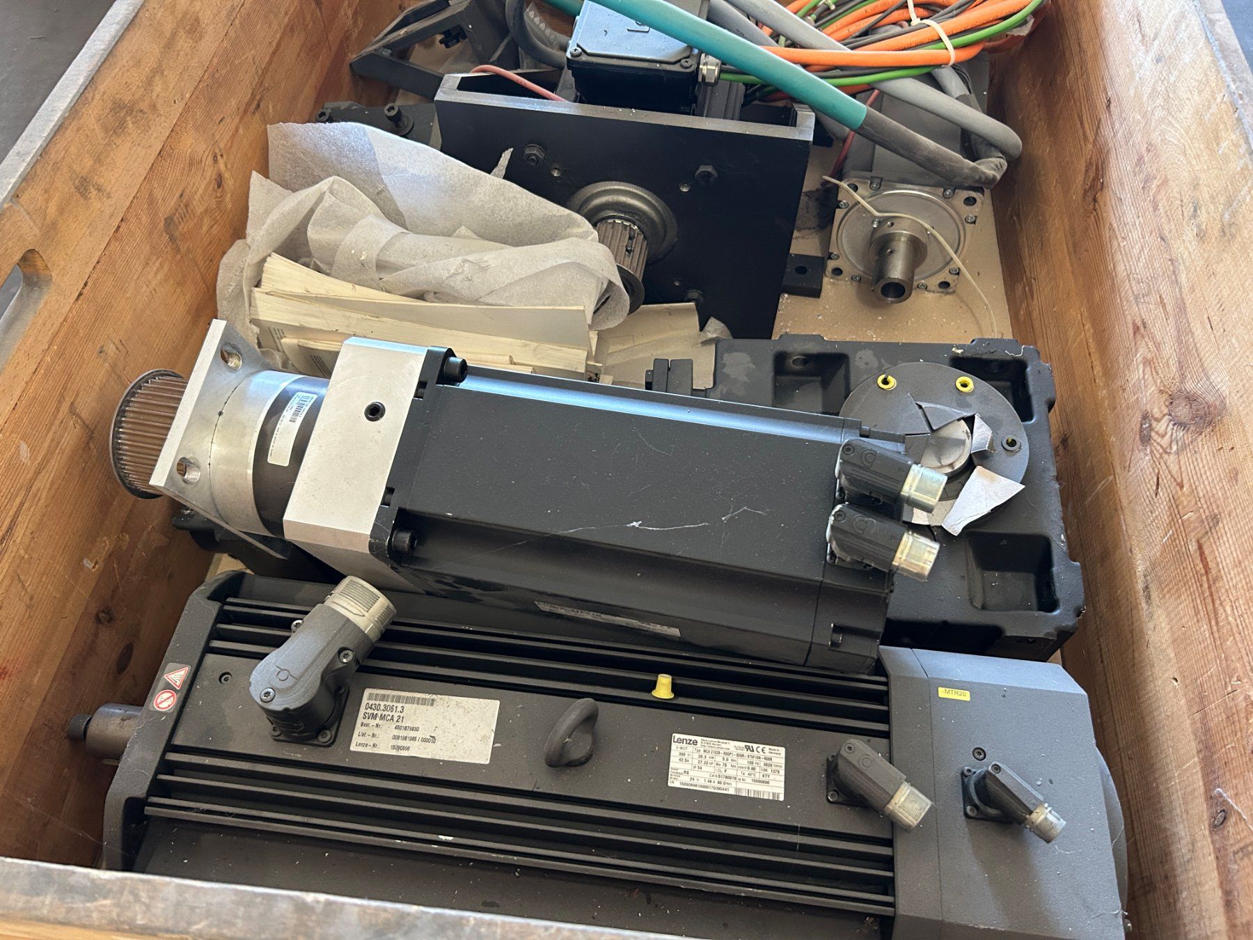 Motori: Posten Elektromotore - Servomotore – Usato da Zofingen venduto da Maschinenfabrik 1