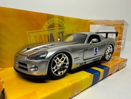 Dodge Viper SRT10 1:24, silbrig, NEU inkl. OVP, JADA TOYS