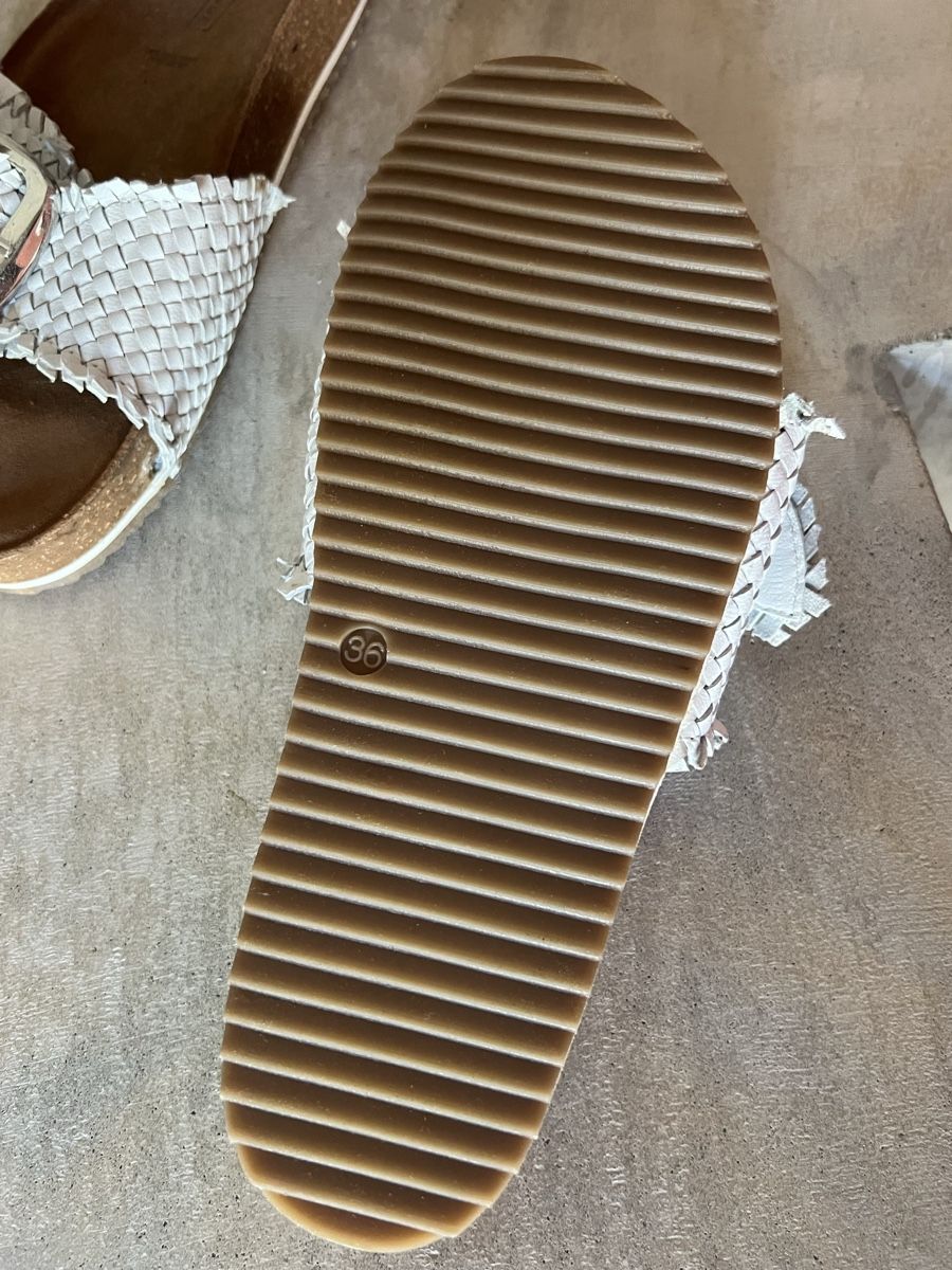 Scarpe da donna: Sandalen Slippers Sommerschuhe Gr.36 – Nuovo (secondo la descrizione) da Eglisau venduto da yd55 1