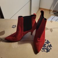Rote Wildleder Navyboot-Stiefeletten Grösse 38