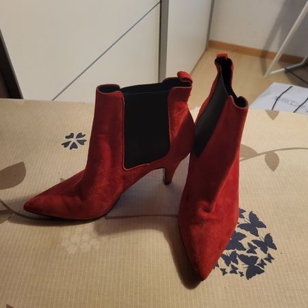 Rote Wildleder Navyboot-Stiefeletten Grösse 38 