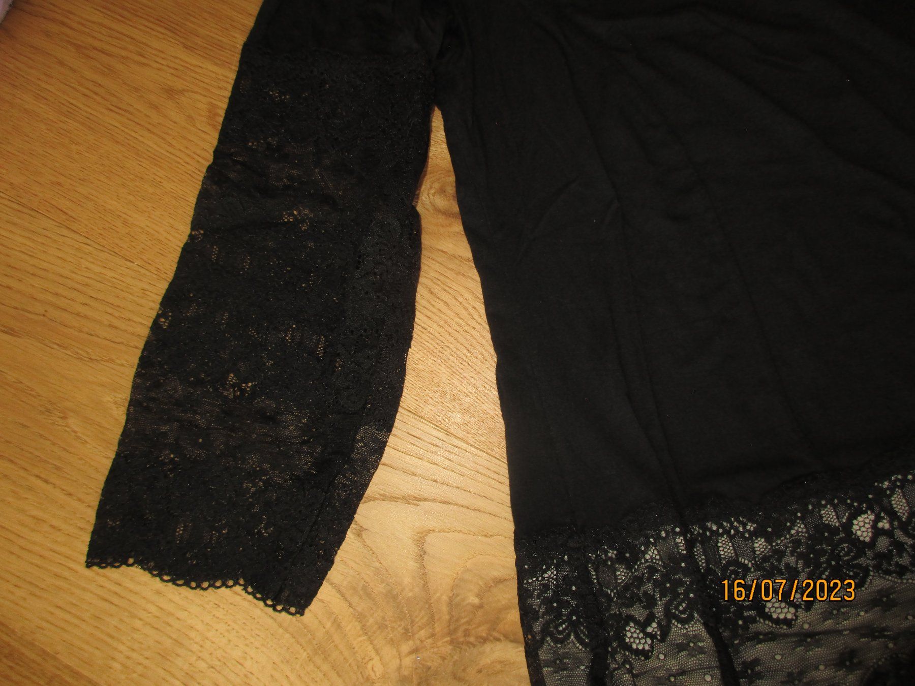 Bottega Veneta T-Shirts: Bottega Shirt langarm Xl schwarz – Gebraucht aus Ottenbach von Claurin 2
