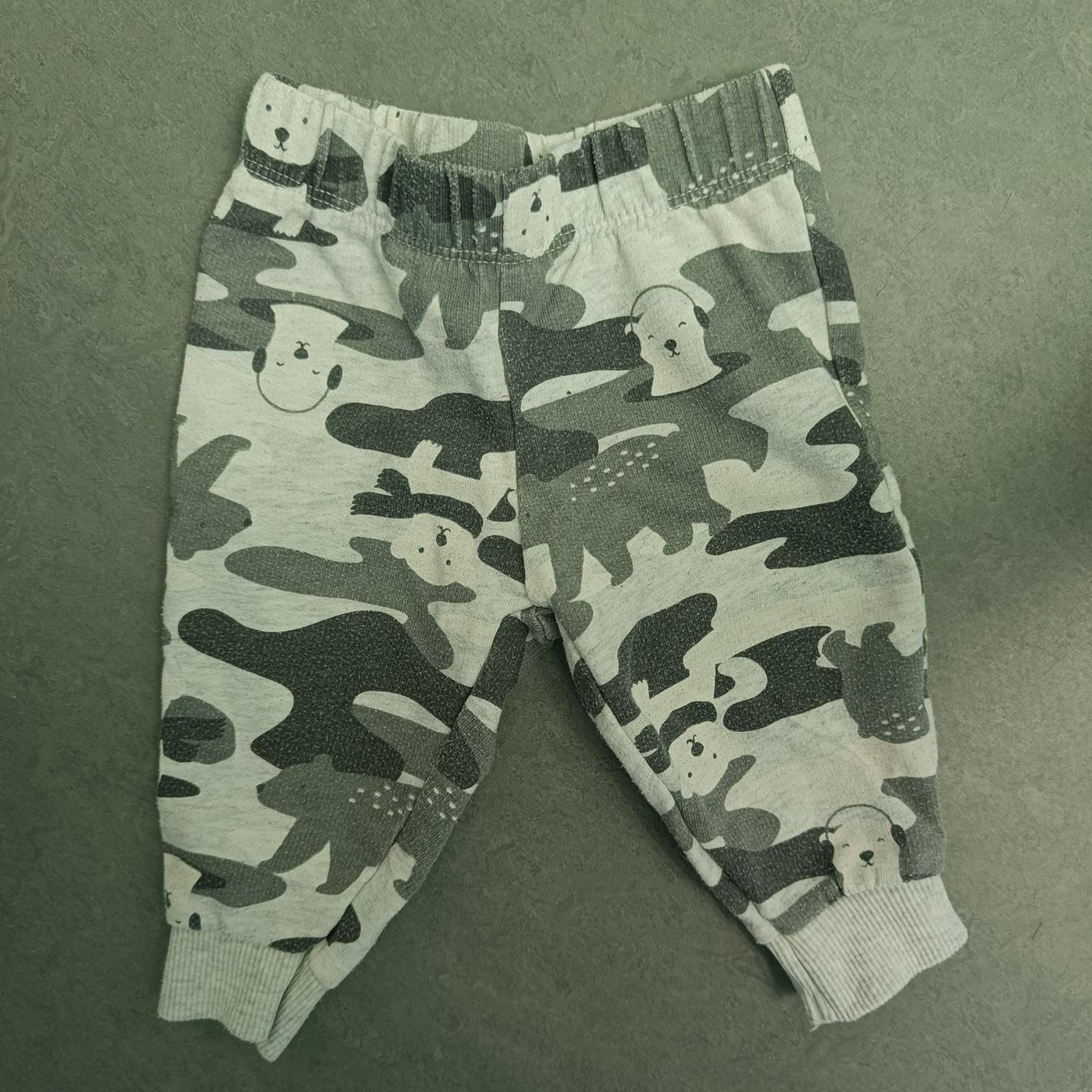 Carter's Hosen: Trainerhose Grösse 62 Carters – Gebraucht aus Jaberg von urig17.