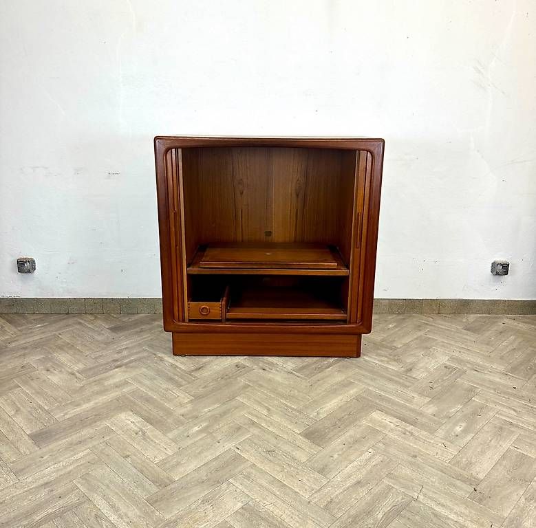 Cassettiere: Mid Century teak Sideboard by H.P. Hansen – Usato da basel venduto da vintory.ch 1
