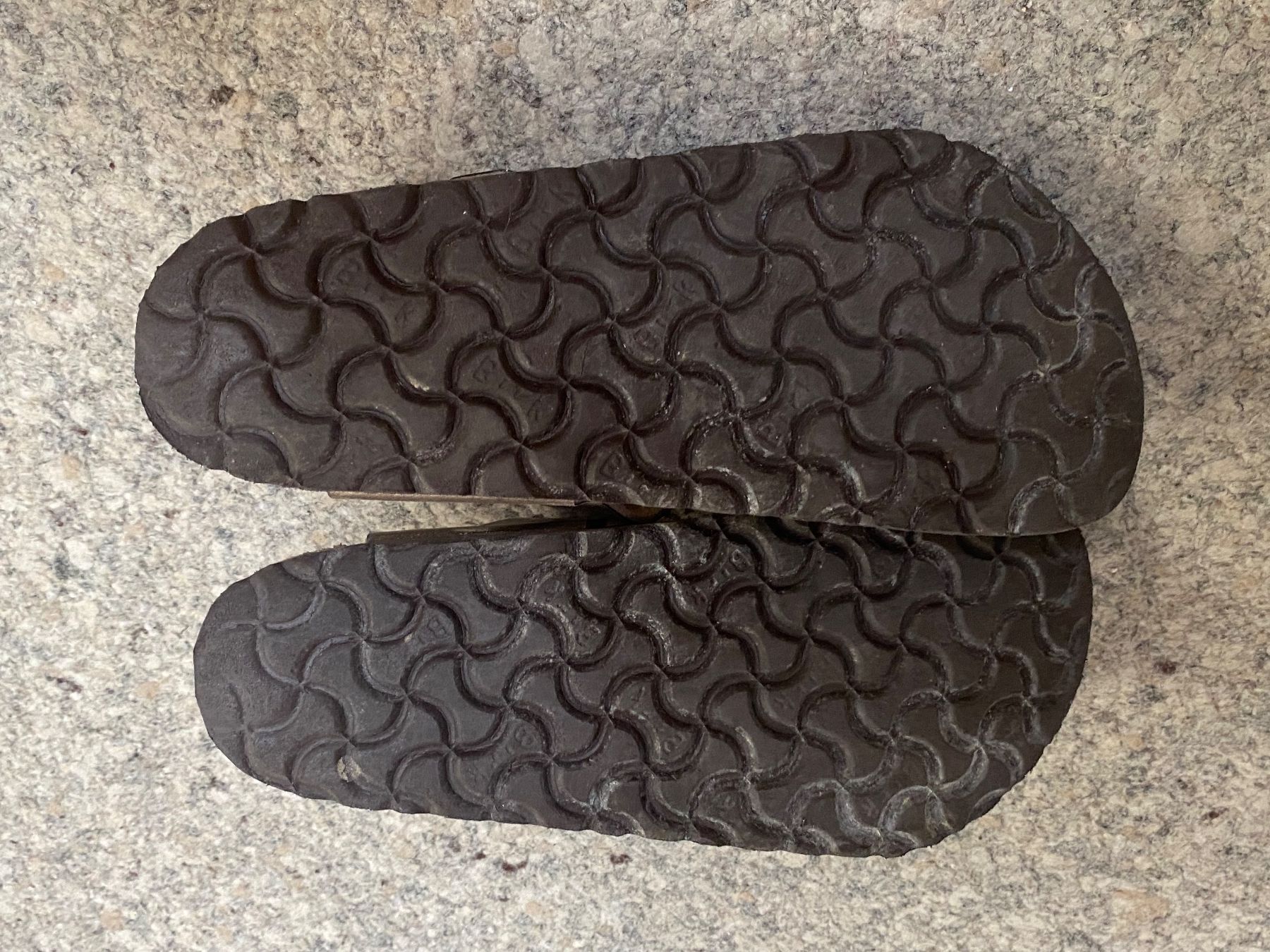 Birkenstock Chaussures femmes: Birkenstock Gizeh Gr. 36 – D'occasion à Wattwil par edel88 7