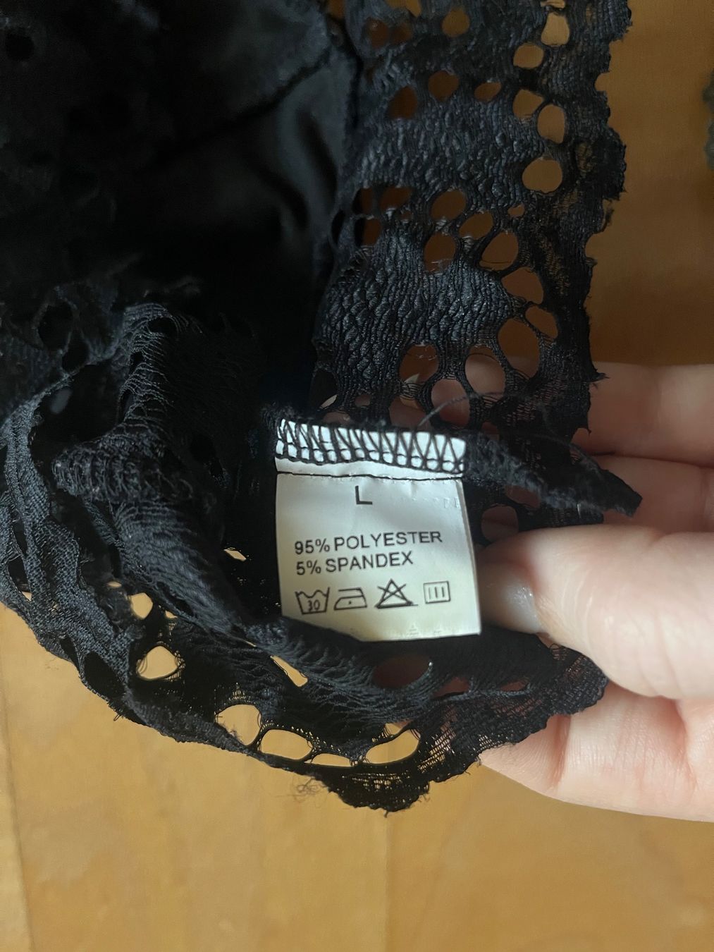 Shein Altra biancheria intima: Bralette aus Spitze Shein - Grösse L – Nuovo (secondo la descrizione) da Wallenried venduto da nfe_2xn6 3
