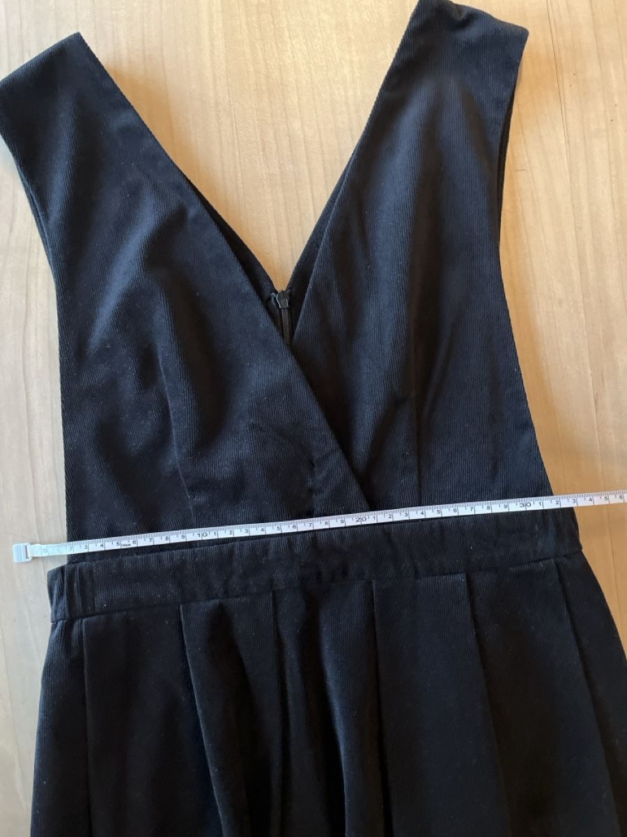 Kleider: Schwarzes Kleid mit Trägern, S – Neu (gemäss Beschreibung) aus Horw von Pem1278 2