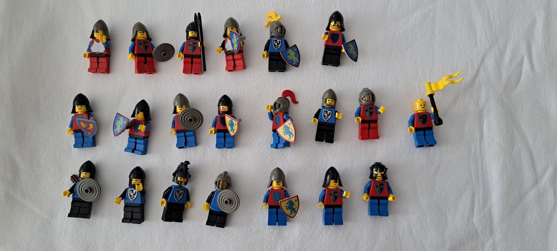 Lego Spielzeuge: Konvolut Ritter Figuren Lego gebraucht – Gebraucht aus Münchenbuchsee von jarom2016
