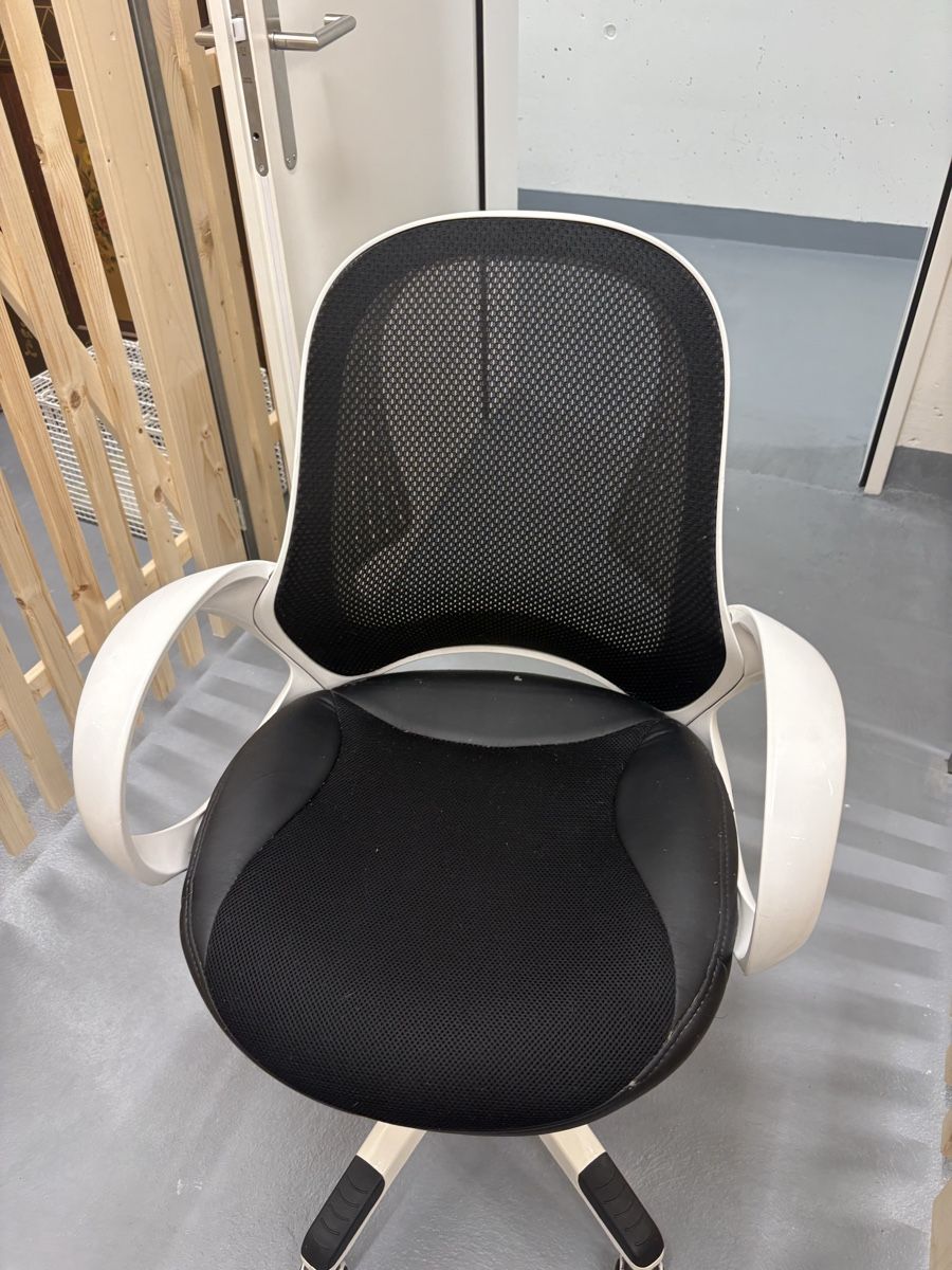 Chaises: Bürostuhl – D'occasion à Niederrohrdorf par sve_xtf