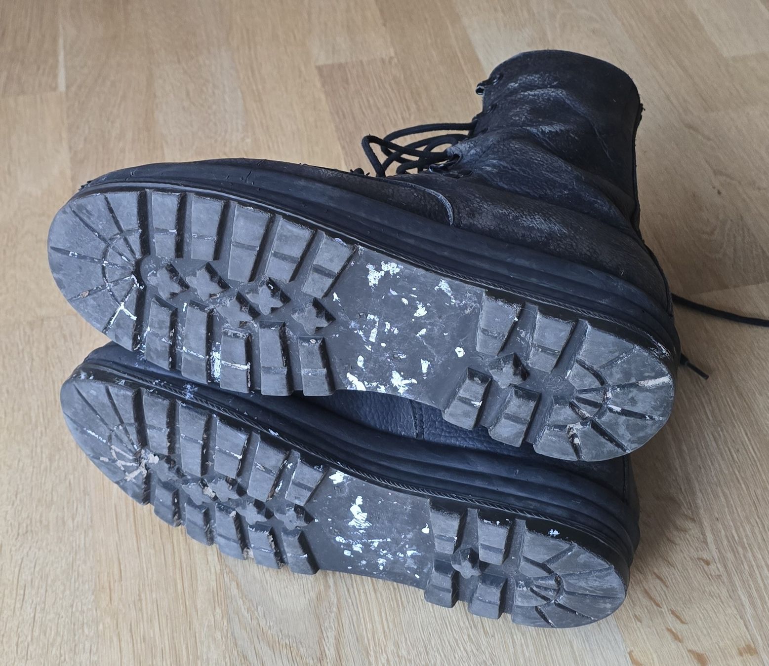Minerva Herrenschuhe: Kampfstiefel Minerva 10 Grösse 45/46 – Gebraucht aus Kirchberg BE von HotWheelsSammler 2
