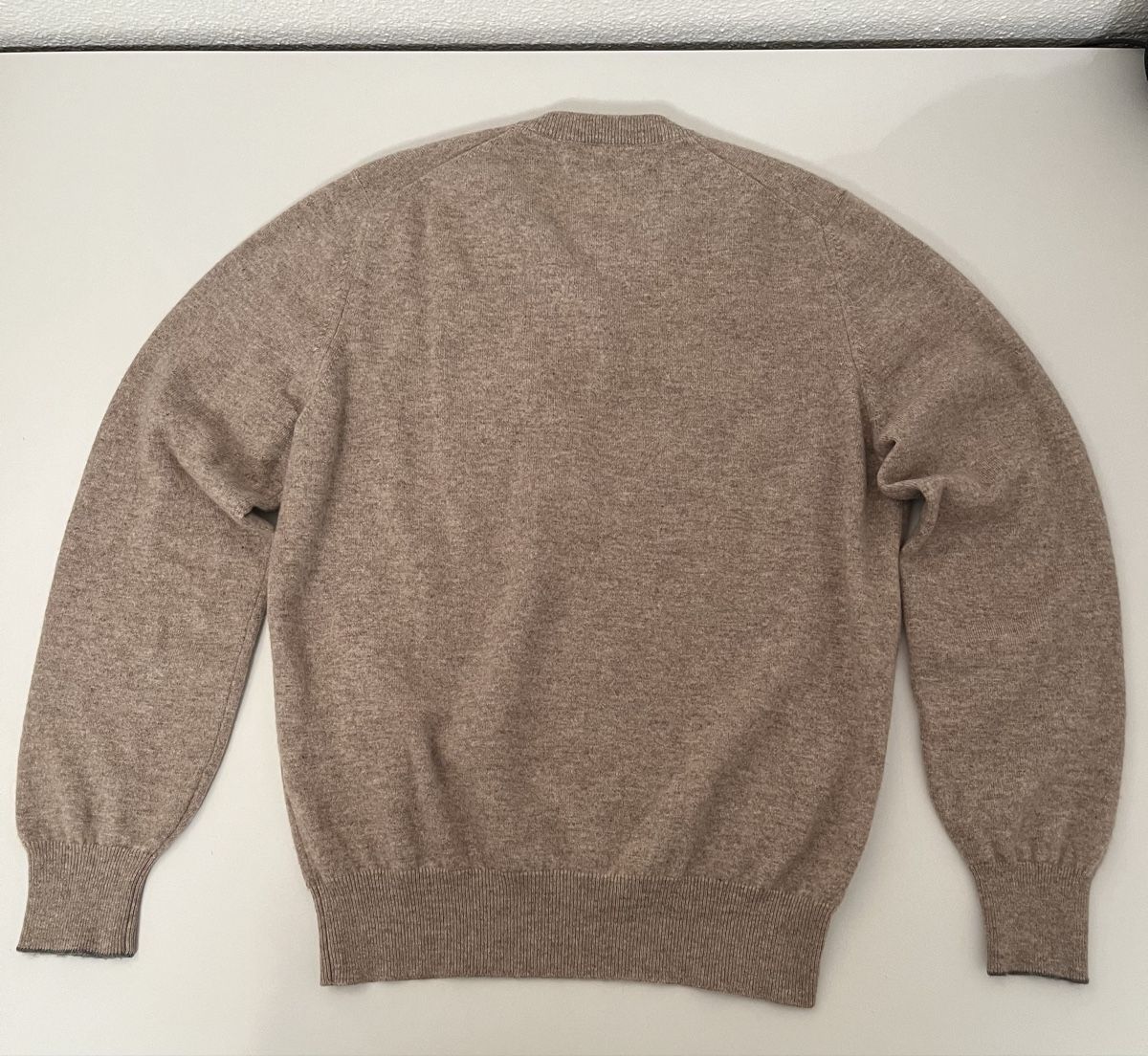Brunello Cucinelli Maglioni & Felpe: Brunello Cucinelli Cashmere Pullover V-Neck, Top Zustand – Nuovo (secondo la descrizione) da Zürich venduto da Richard_En_Passant 2