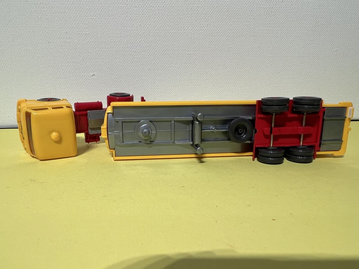 Wiking Modellini d'auto: Wiking MAN Shell Tankzug 1/87 – Nuovo (secondo la descrizione) da Weinfelden venduto da Kammerflimmern 4
